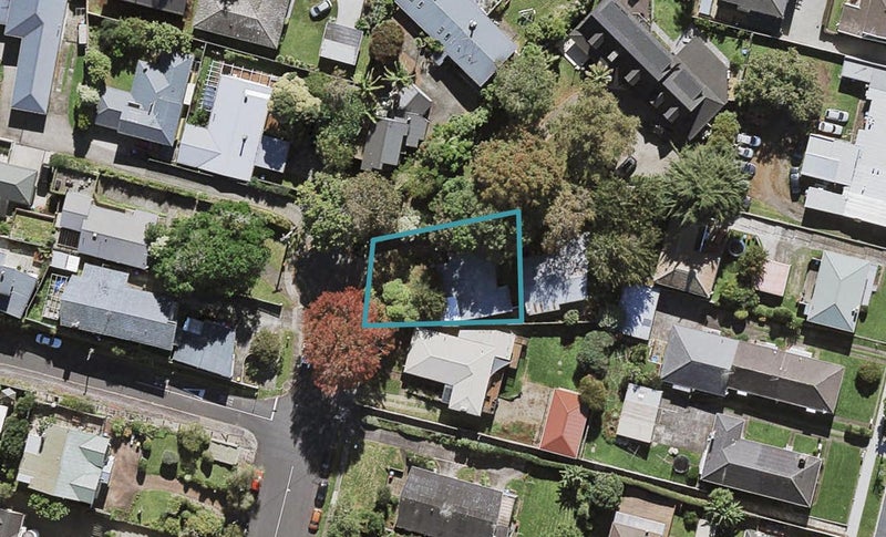 21 Rowan Road, Epsom, Auckland - Carousel 1