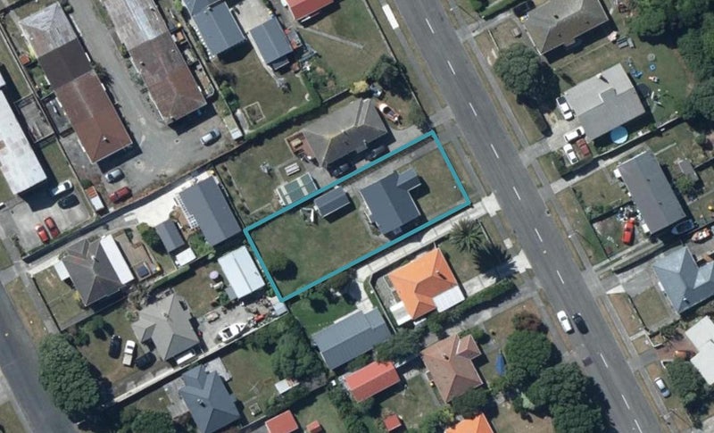 16 Kapiti Crescent, Titahi Bay, Porirua - Carousel 1