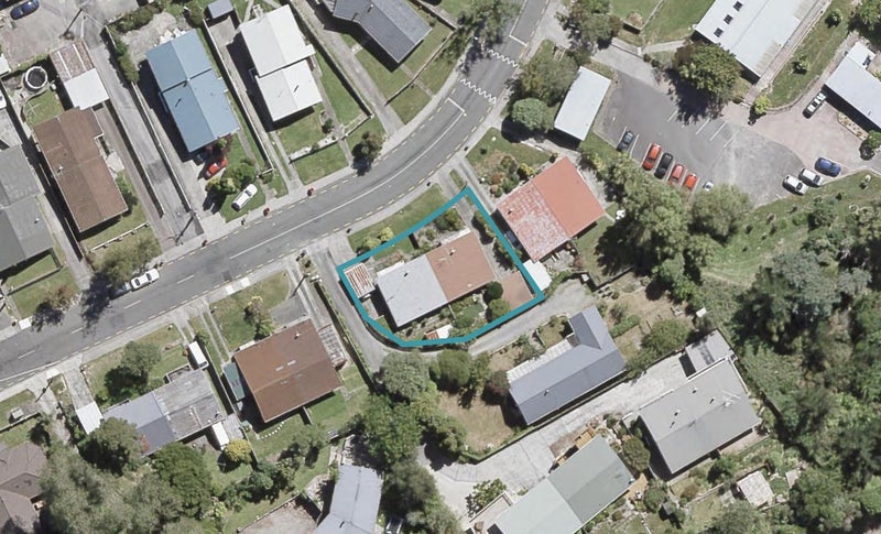 /1/26 HILLSIDE DR, MAORIBANK, UPPER HUTT - Carousel 1