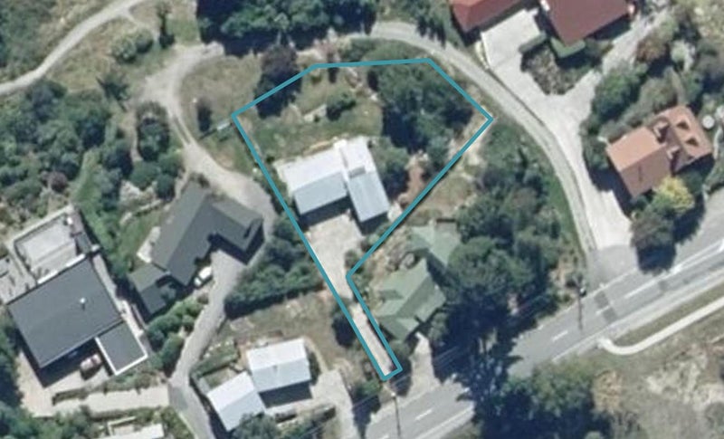 351 Peninsula Road, Kelvin Heights, Queenstown - Carousel 1