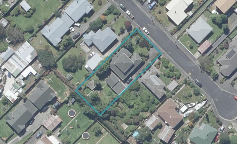 9 Fairview Terrace, Sawyers Bay, Port Chalmers - Carousel 1