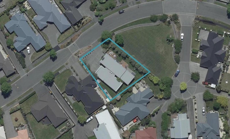 16 Birkdale Drive, Shirley, Christchurch - Carousel 1