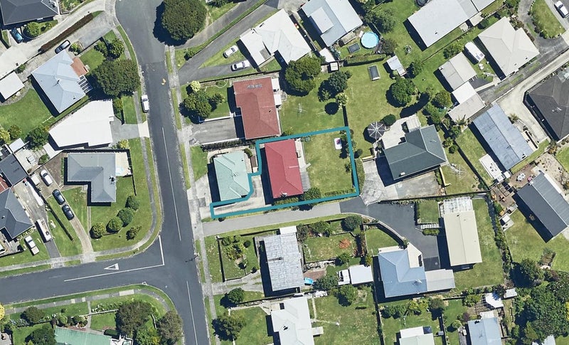 17B Warwick Place, Brookfield, Tauranga - Carousel 1