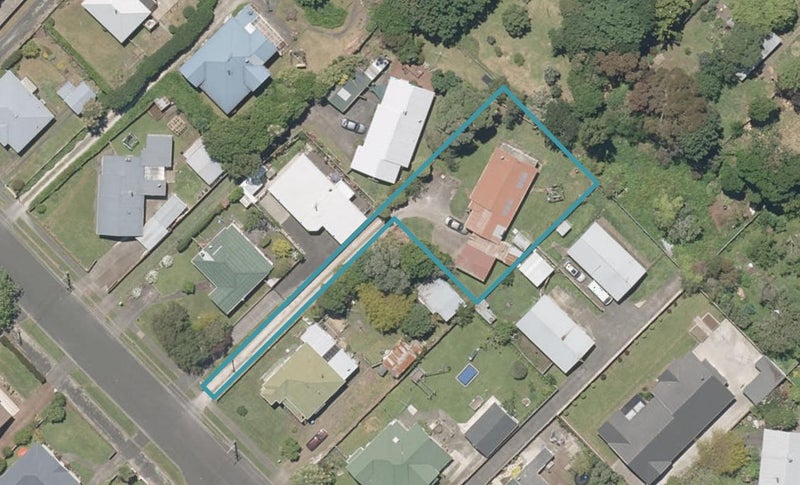 30A Kings Avenue, Gonville, Whanganui - Carousel 1