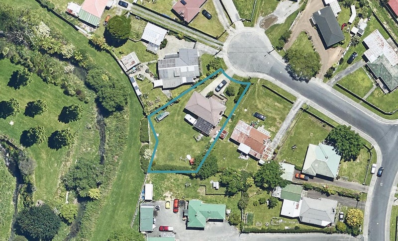 6 Firth Place, Hillcrest, Rotorua - Carousel 1