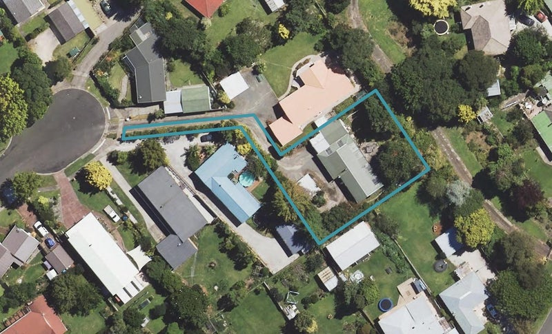 15 Heatherlea Street, Outer Kaiti, Gisborne - Carousel 1