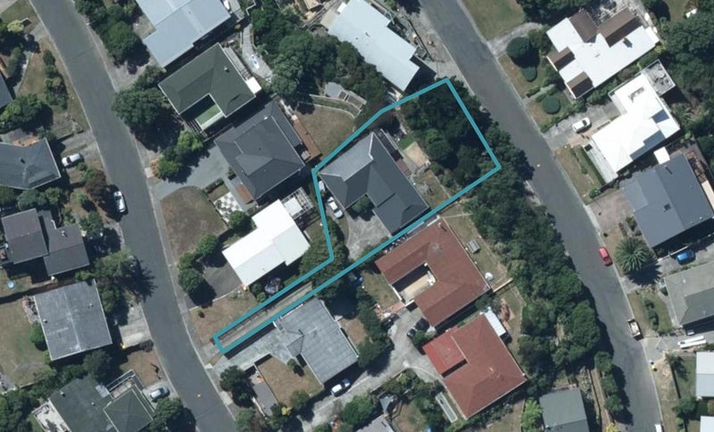 111 Kahu Road, Paremata, Porirua - Carousel 1