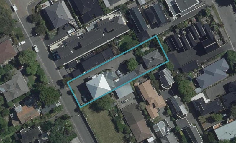 1/12 Hewitts Road, Merivale, Christchurch - Carousel 1