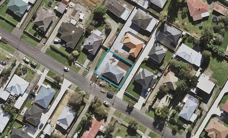9 Viola Avenue, Māngere East, Auckland - Carousel 1