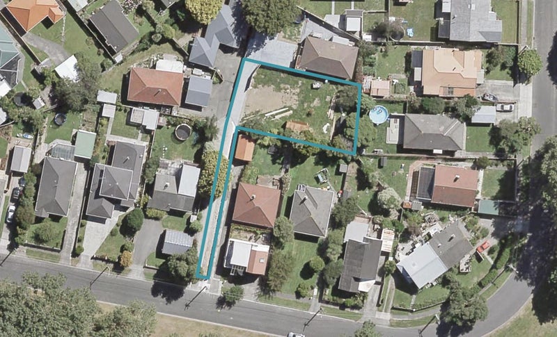 235 Riverside Drive, Waterloo, Lower Hutt - Carousel 1