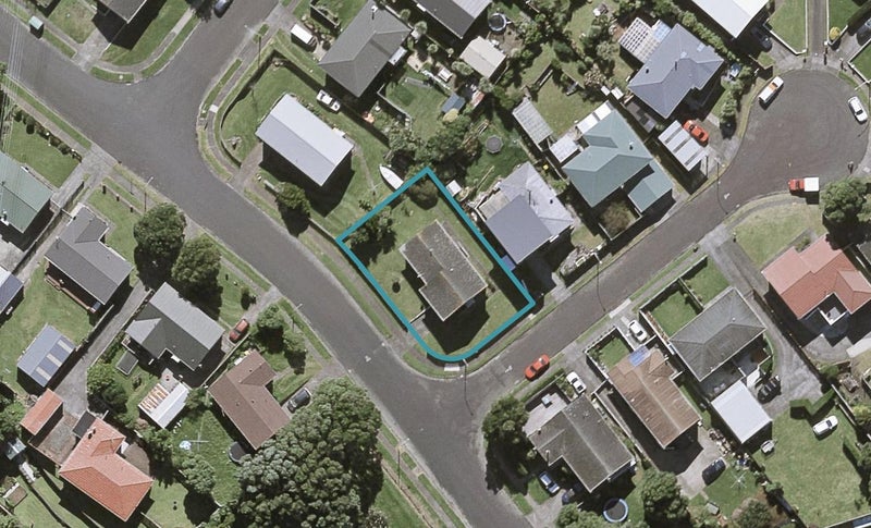 1 Pomare Place, Spotswood, New Plymouth - Carousel 1