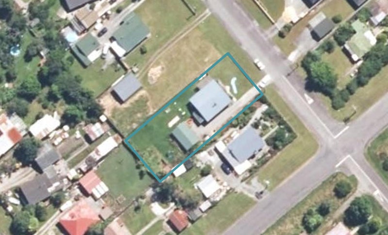 12 Wainui Street, Dobson, Greymouth - Carousel 1