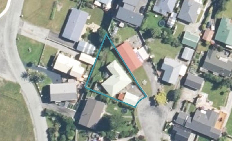 14 Wilson Crescent, Karoro, Greymouth - Carousel 1