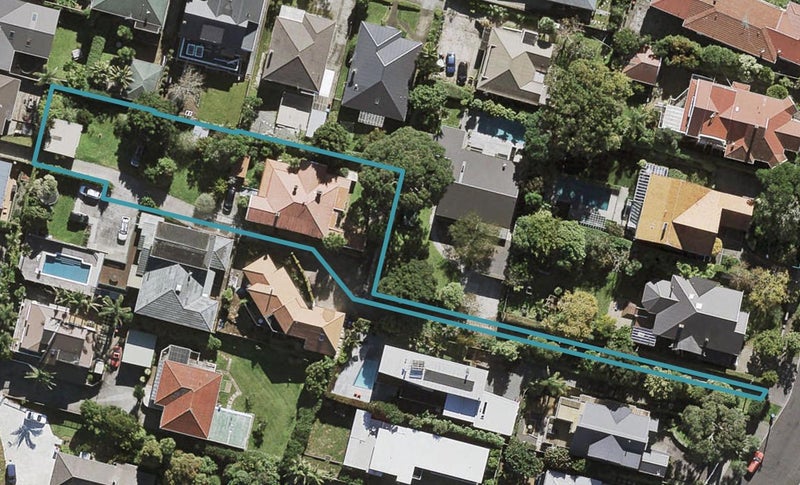 13 Kakariki Avenue, Mount Eden, Auckland - Carousel 1
