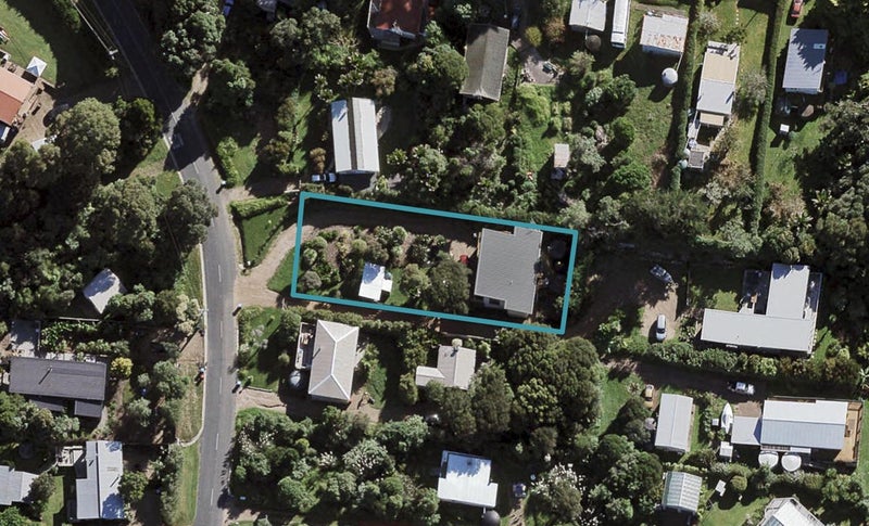 474 Sea View Road, Onetangi, Waiheke Island - Carousel 1