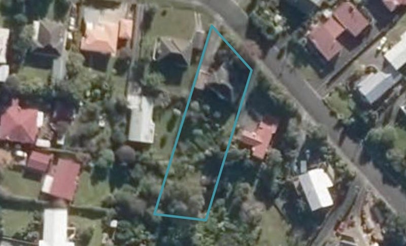 8 Commins Road, Onerahi, Whangarei - Carousel 1