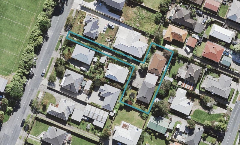 2/59 Archibald Road, Kelston, Auckland - Carousel 1