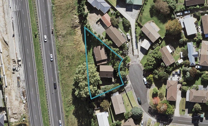 12 Jarrah Place, Massey, Auckland - Carousel 1