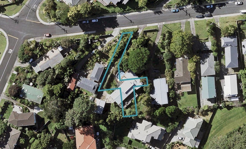 13D Morton Avenue, Forrest Hill, Auckland - Carousel 1