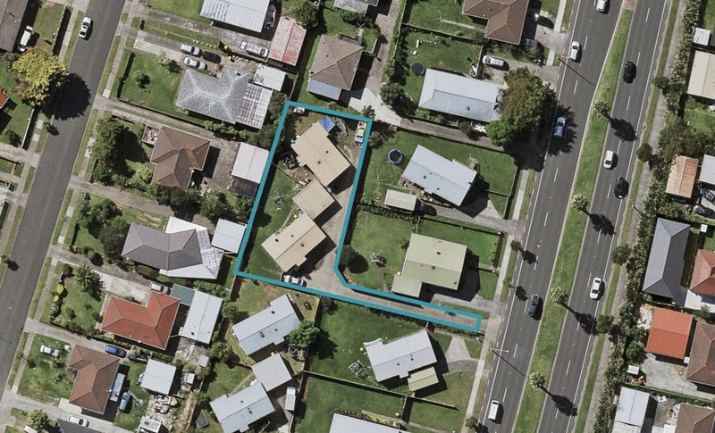 1/156 Te Irirangi Drive, Clover Park, Auckland - Carousel 1