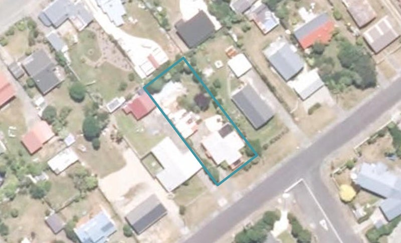 12 Cook Street, Carters Beach, Westport - Carousel 1