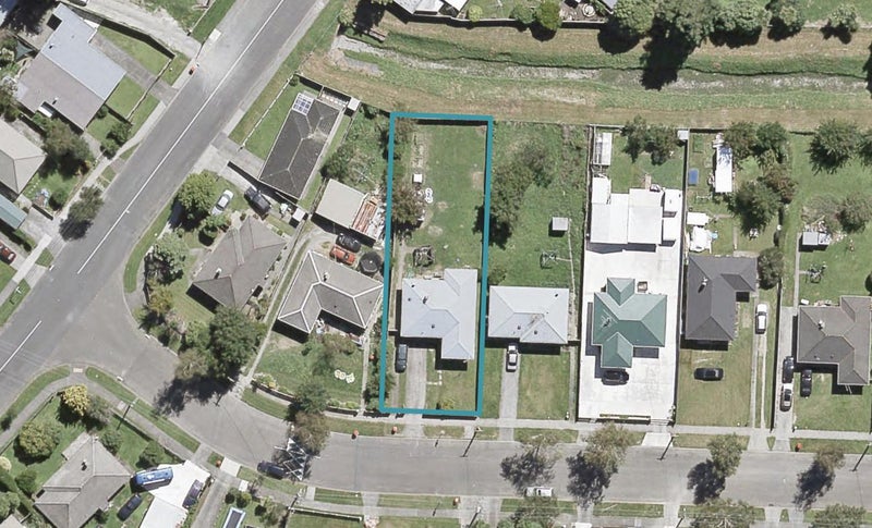 44 Rimutaka Street, Trentham, Upper Hutt - Carousel 1