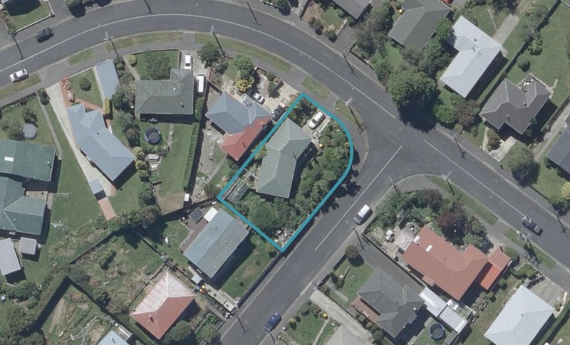 86 Gilkison Street, Halfway Bush, Dunedin - Carousel 1