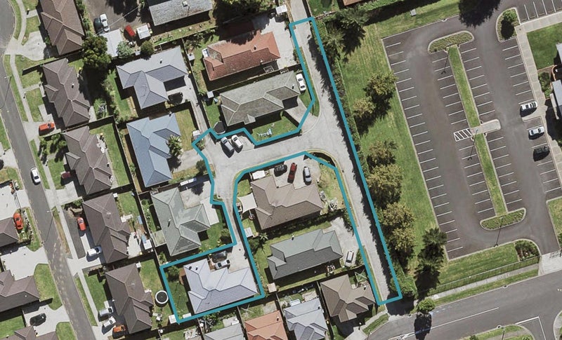 39 Tilberg Street, Favona, Auckland - Carousel 1
