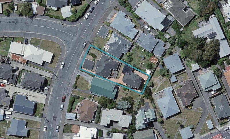 10 The Quadrant, Miramar, Wellington - Carousel 1