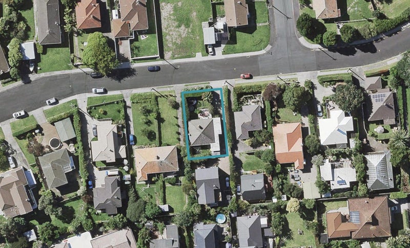 23 Achilles Crescent, Narrow Neck, Auckland - Carousel 1