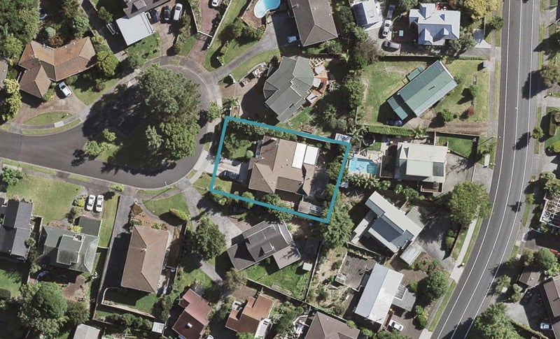 23 Deodar Place, Totara Heights, Auckland - Carousel 1