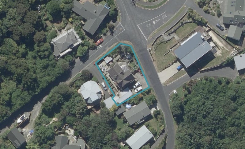 21 Tanner Road, Glenleith, Dunedin - Carousel 1
