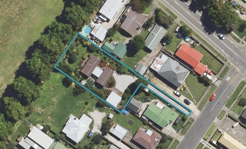 14 Craig Road, Kaiti, Gisborne - Carousel 1