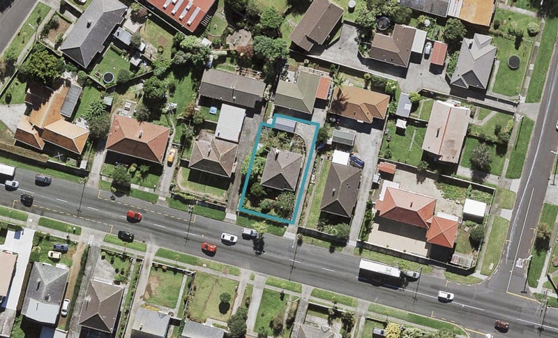 18 Denbigh Avenue, Mount Roskill, Auckland - Carousel 1