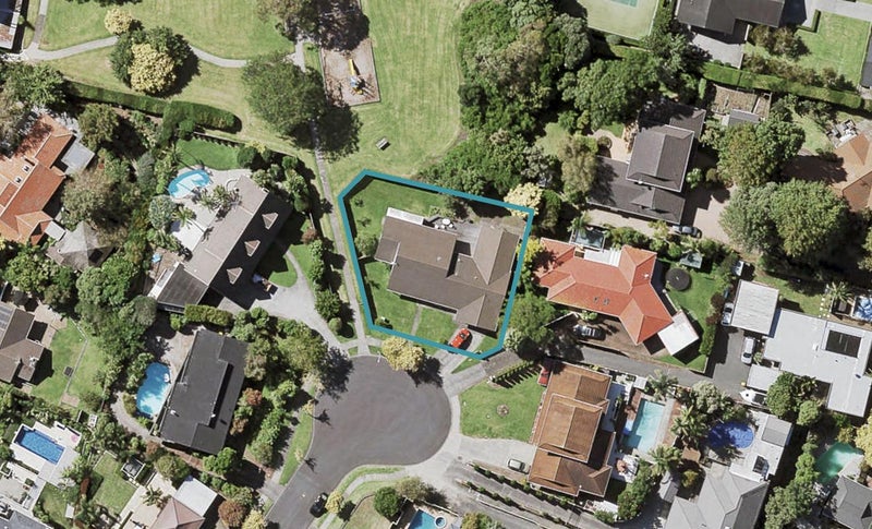 15 Hill Rise, Sunnyhills, Auckland - Carousel 1