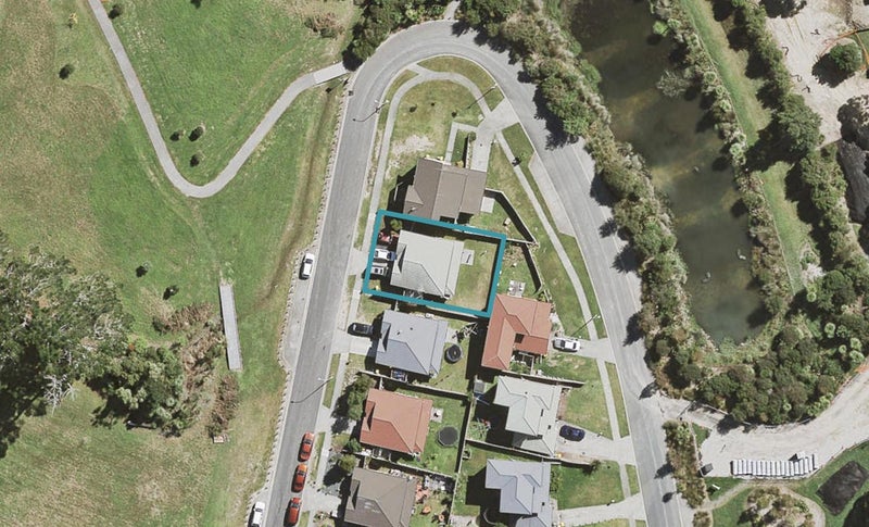 15 Tuck Nathan Drive, Glen Eden, Auckland - Carousel 1