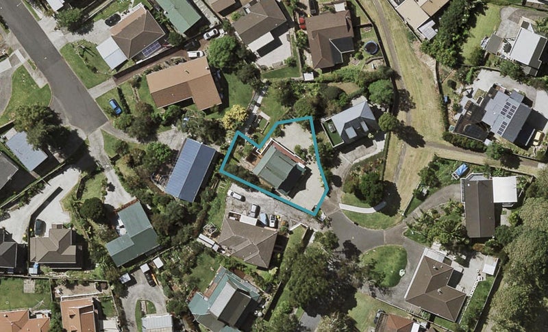 38 Derrimore Heights, Clover Park, Auckland - Carousel 1