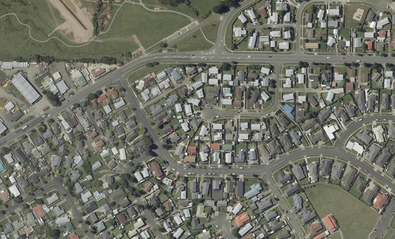37A Tiller Close, Kelvin Grove, Palmerston North - Carousel 1