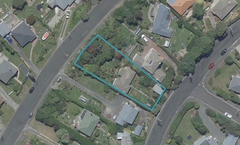31 Campbells Road, Pine Hill, Dunedin - Carousel 1