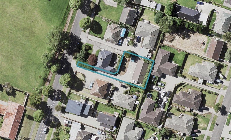 92A Castledine Crescent, Glen Innes, Auckland - Carousel 1