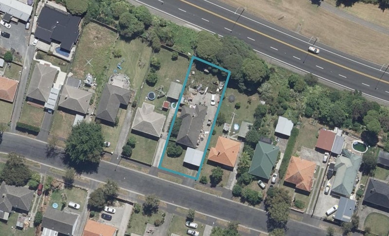 39 Montgomery Crescent, Bader, Hamilton - Carousel 1
