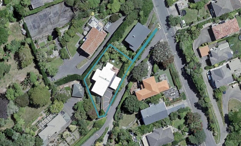 1 Ellerton Way, Karori, Wellington - Carousel 1