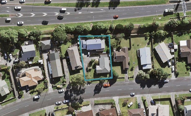 2/41 Barbados Drive, Unsworth Heights, Auckland - Carousel 1