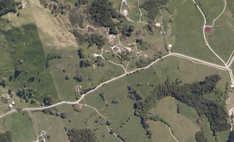 255 Settlement Road, Kaiwaka - Carousel 1