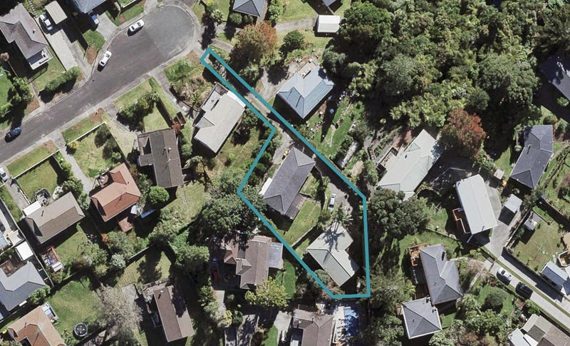 2/11 Garner Place, Glenfield, Auckland - Carousel 1