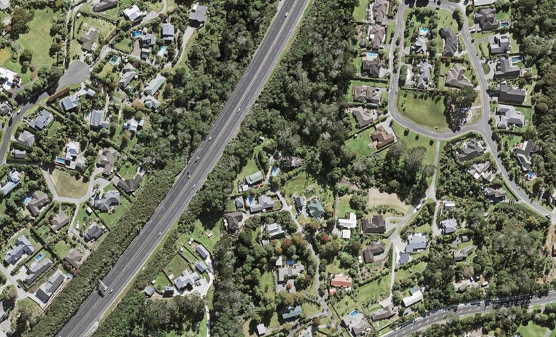 92B Upper Harbour Drive, Greenhithe, Auckland - Carousel 1