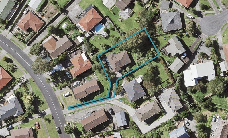 43 Lewisham Street, Highland Park, Auckland - Carousel 1