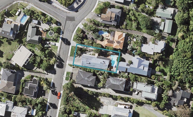 58A Parr Terrace, Castor Bay, Auckland - Carousel 1