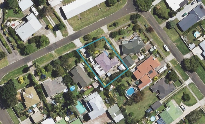 4 Seymour Road, Inner Kaiti, Gisborne - Carousel 1