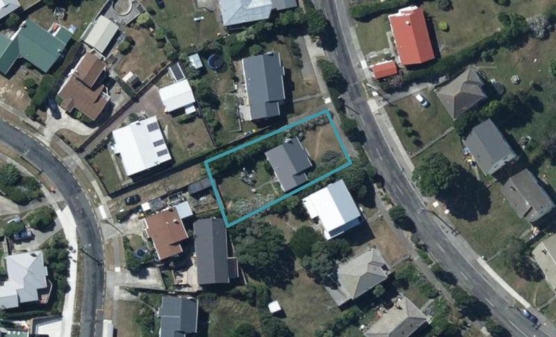 39 Pikarere Street, Titahi Bay, Porirua - Carousel 1